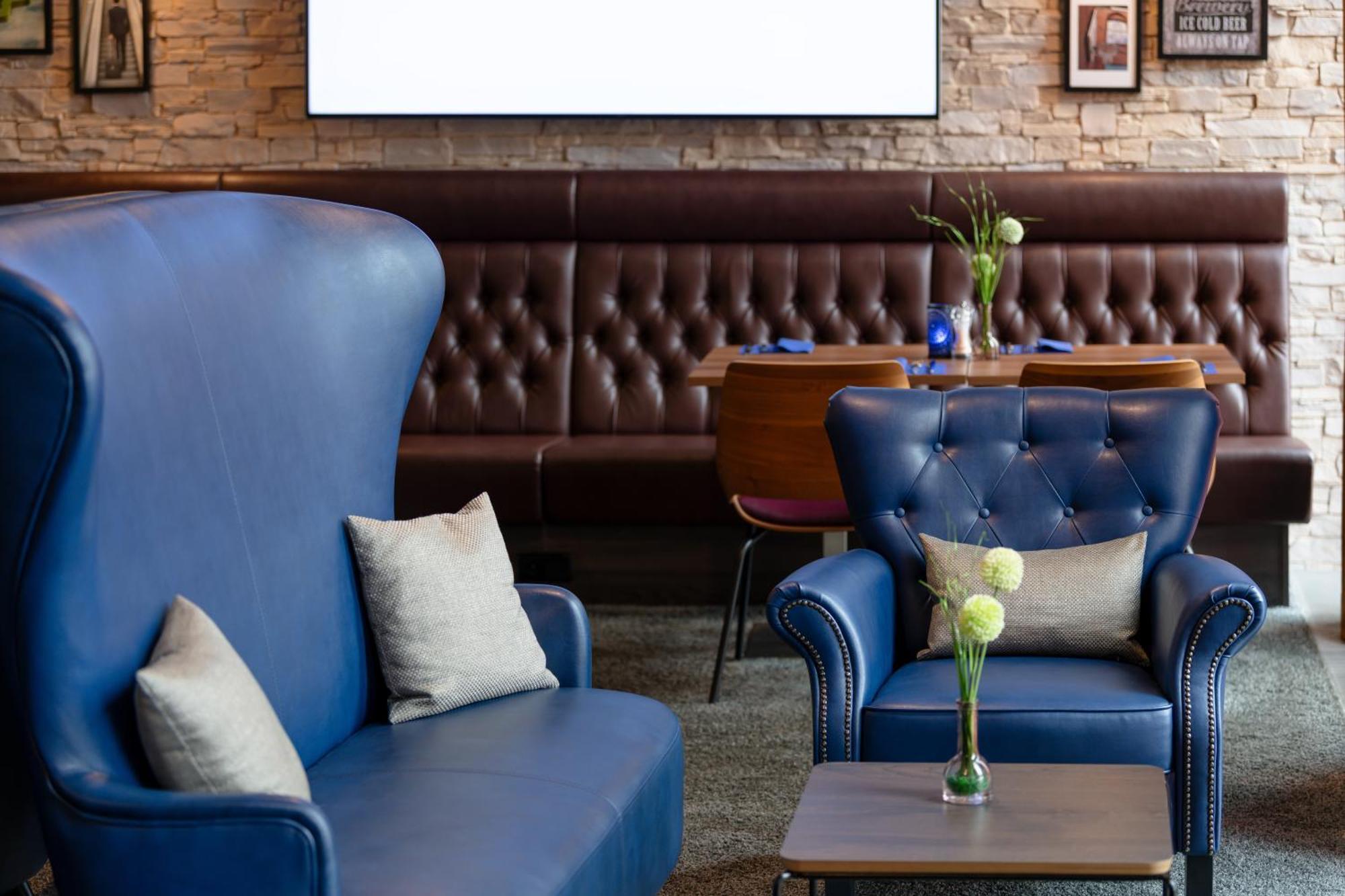 Hilton Garden Inn Stuttgart Neckarpark Екстер'єр фото